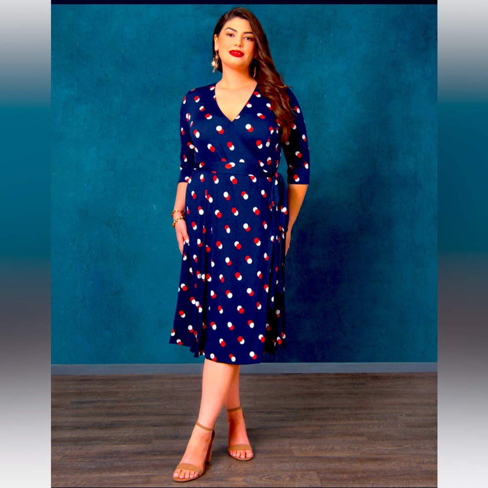 Kiyonna Essential wrap dress 3x in Navy Blue dot